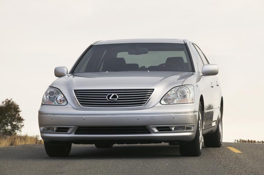  Lexus LS430 2004 года  (фото 1 из 16)